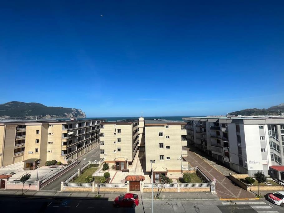 Apartamento La Salve Laredo Eksteriør billede